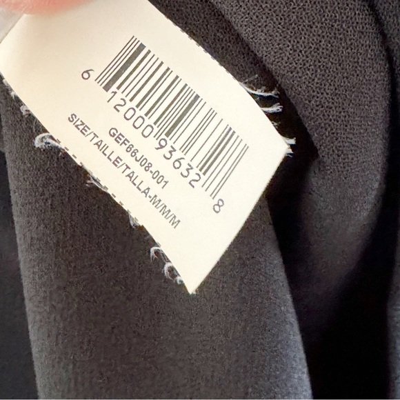 BCBGeneration LBD Little Black Dress Keyhole Mini Medium Classic Minimalist - Picture 11 of 11